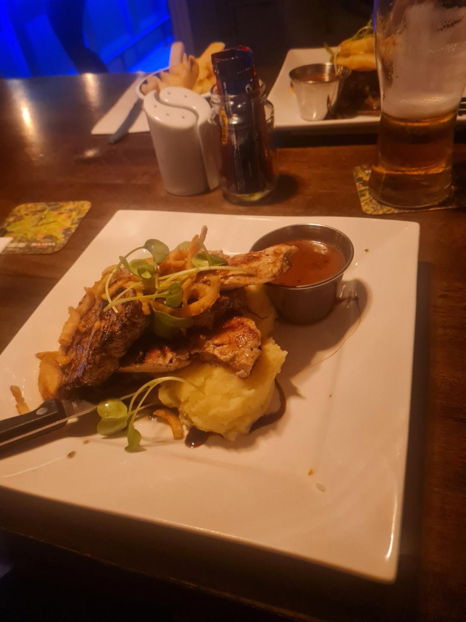 The Dolphin Hotel Crossmolina Exteriör bild